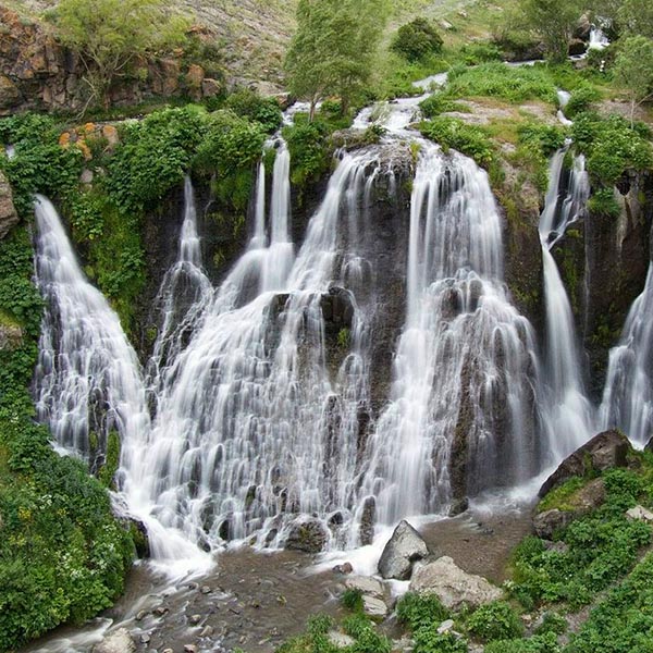 Shaki Waterfall